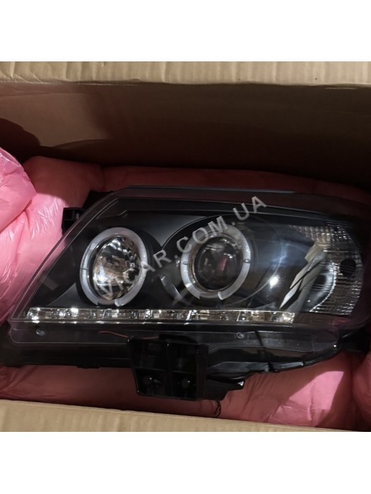 Передняя альтернативная led оптика Toyota Hilux 2011-16