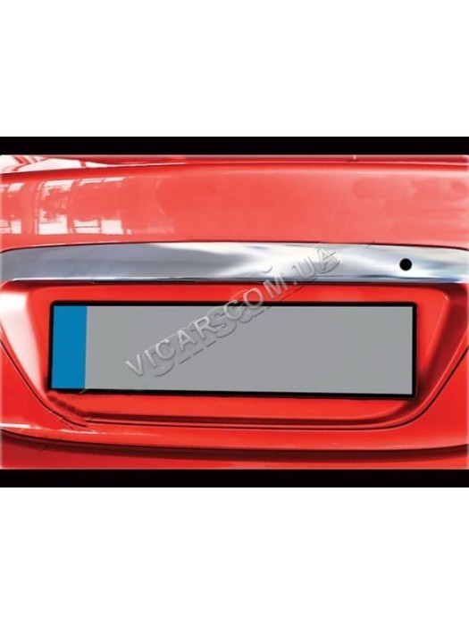 Планка на крышку багажника Mitsubishi Lancer IX (2003...)