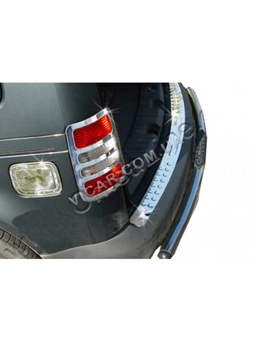 Накладка на задний бампер Volkswagen Caddy (2004...)