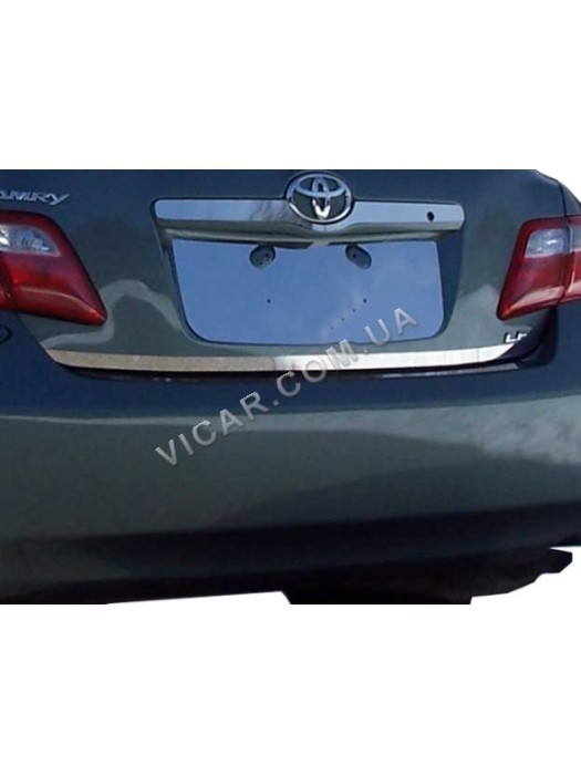 Планка на крышку багажника Camry 40 (2006...)